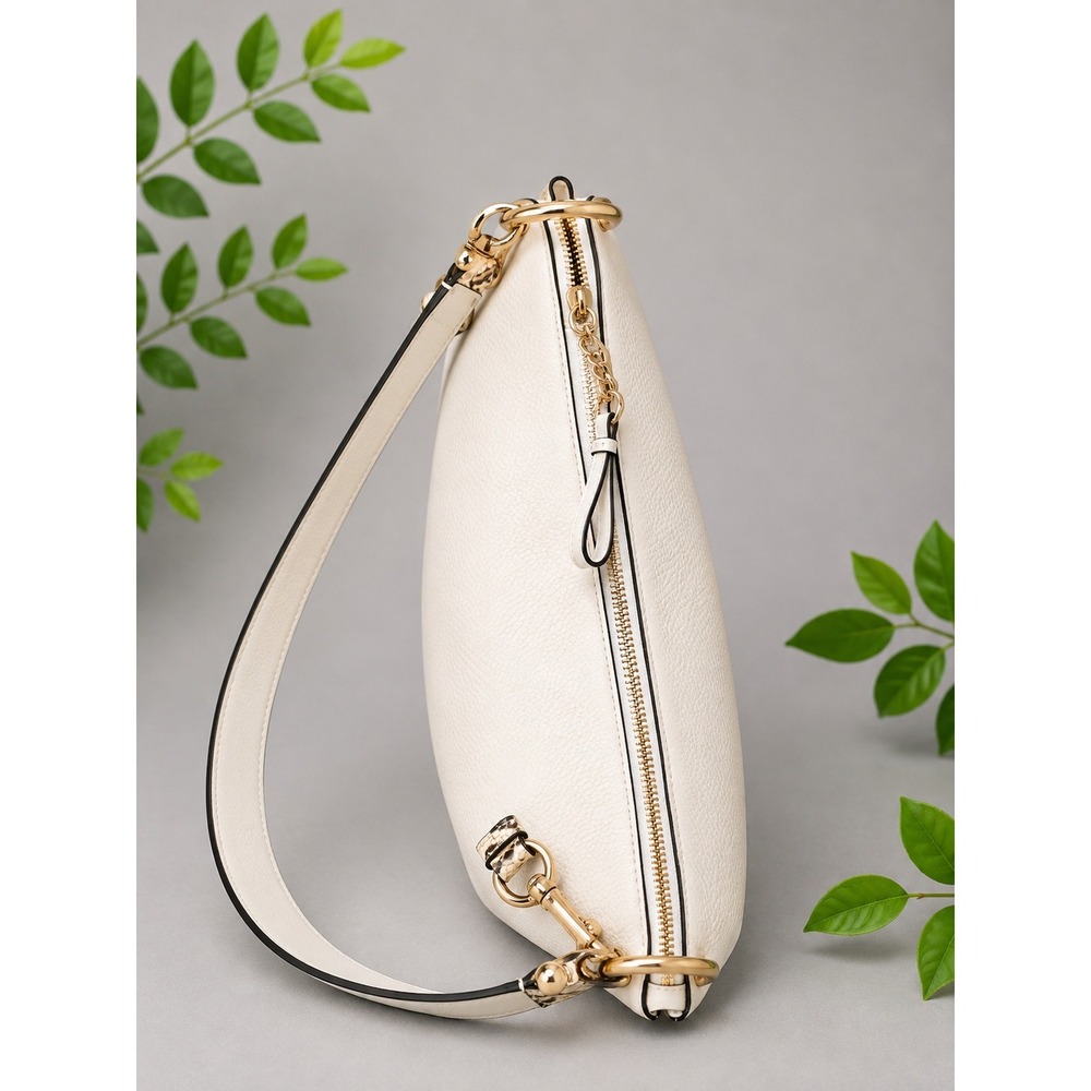 C208 Coach Mia crossbody - Picture 6 of 8